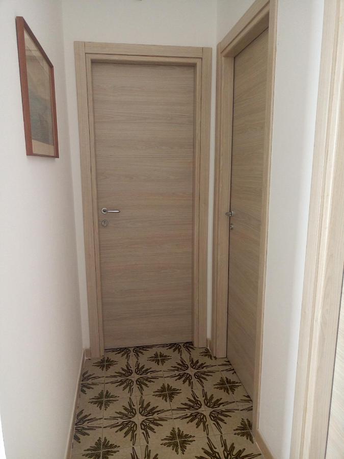 I Tre Scalini Bed & Breakfast Stintino Exterior foto
